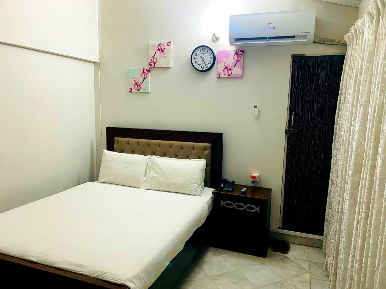 Casa Blanca Boutique Guest House อิสลามาบัด ภายนอก รูปภาพ