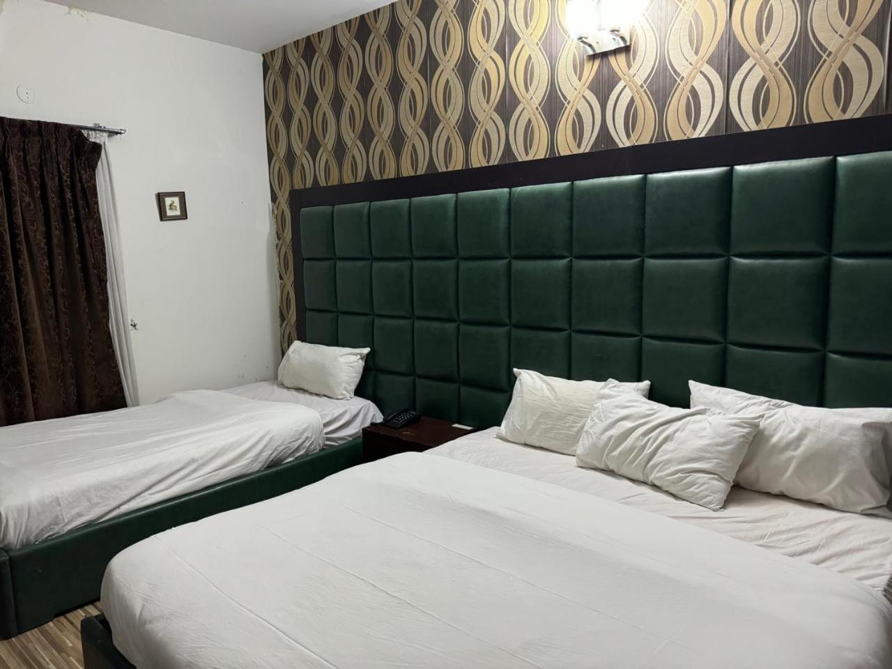 Casa Blanca Boutique Guest House อิสลามาบัด ภายนอก รูปภาพ
